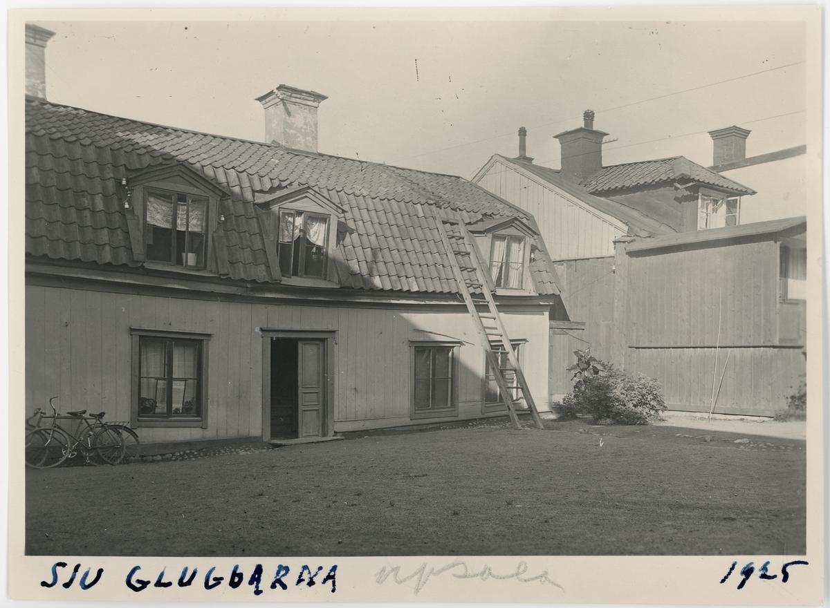 Innergård Sju Helvetes Gluggar 1925